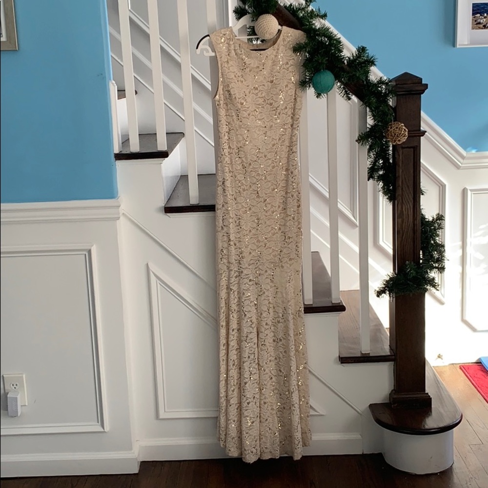 Women’s Large Lace Sequenced Mermaid Train Gown